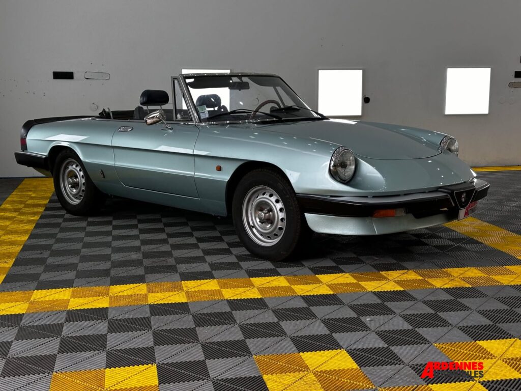 Alfa Romeo Spider – Ardennes Automobiles, Ardennes