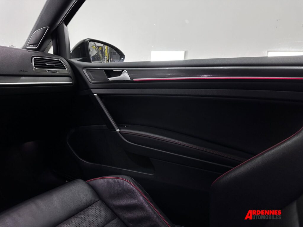 Volkswagen Golf 7 GTI Performance – Ardennes Automobiles, Ardennes