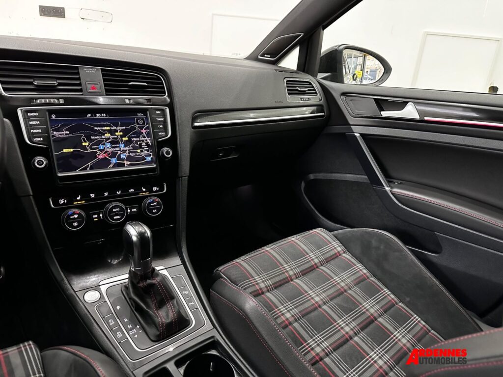 Volkswagen Golf 7 GTI Performance – Ardennes Automobiles, Ardennes