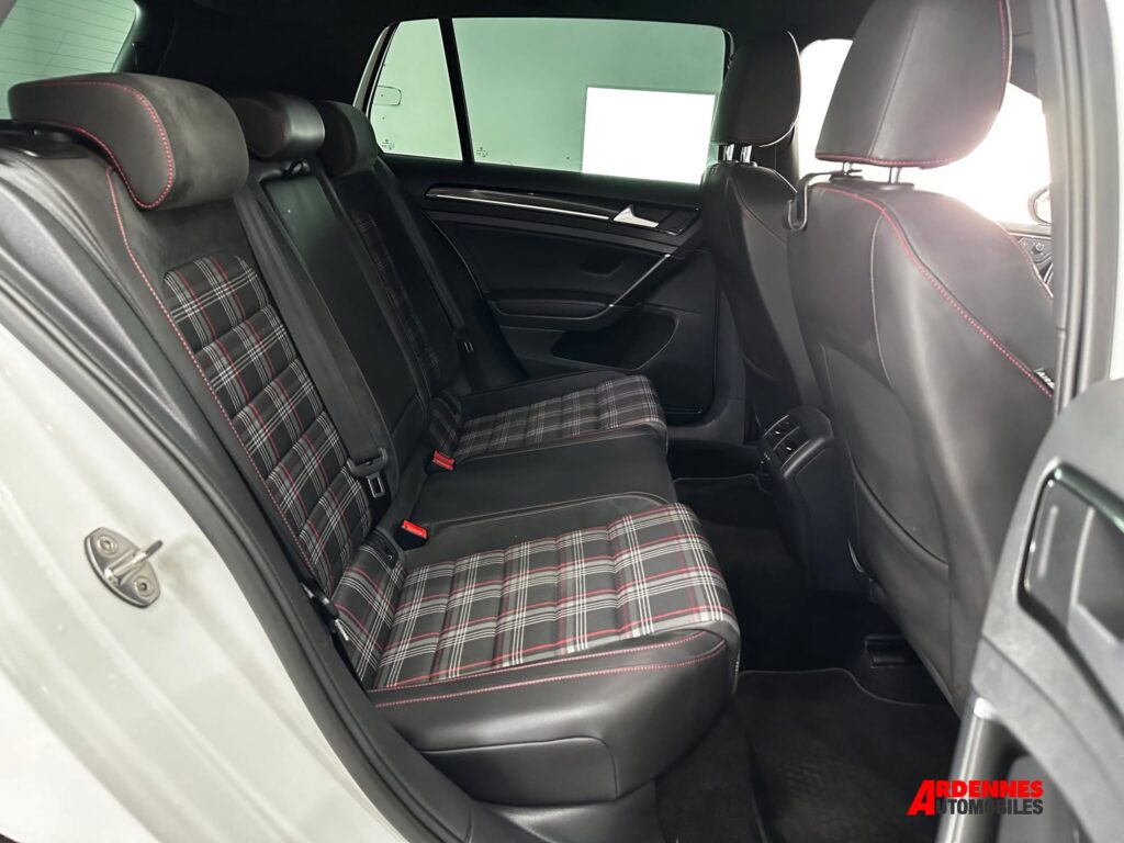 Volkswagen Golf 7 GTI Performance – Ardennes Automobiles, Ardennes