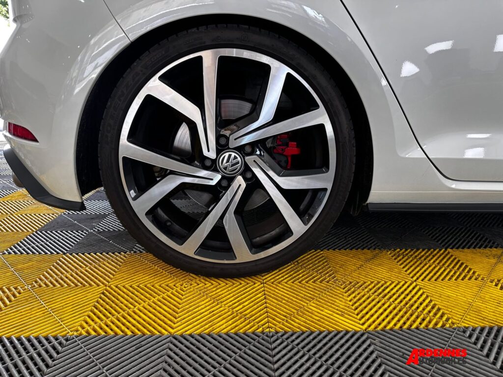 Volkswagen Golf 7 GTI Performance – Ardennes Automobiles, Ardennes