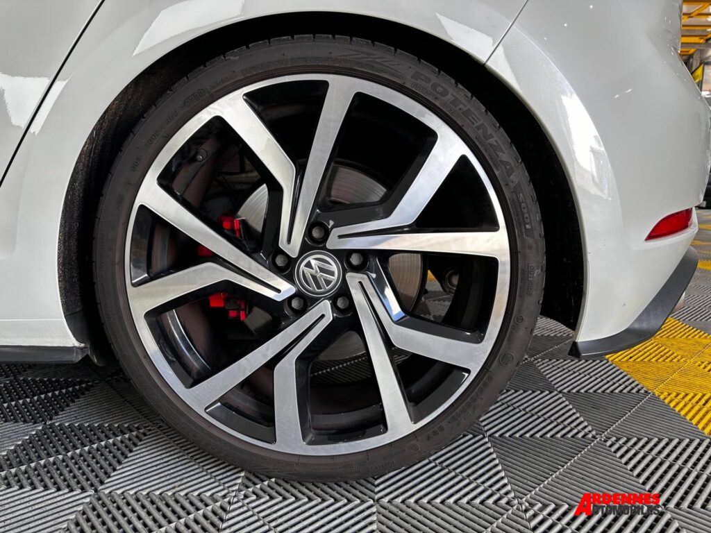 Volkswagen Golf 7 GTI Performance – Ardennes Automobiles, Ardennes