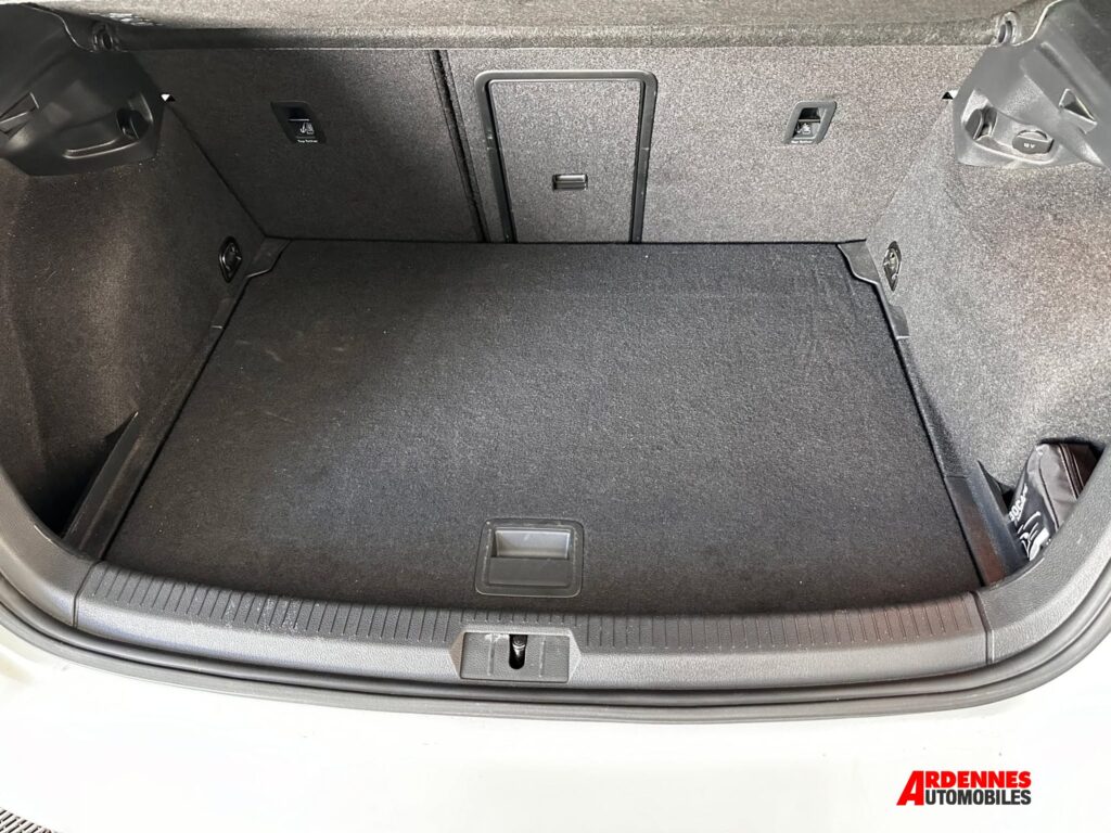 Volkswagen Golf 7 GTI Performance – Ardennes Automobiles, Ardennes