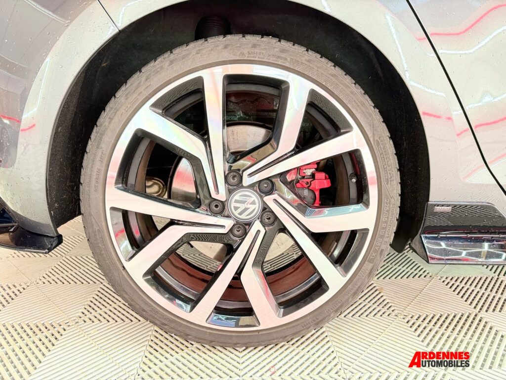 Volkswagen Golf 7 GTI Performance – Ardennes Automobiles, Ardennes
