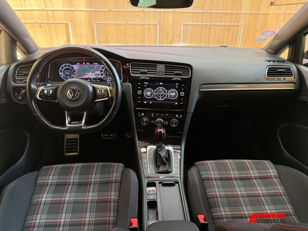 Volkswagen Golf 7 GTI Performance – Ardennes Automobiles, Ardennes