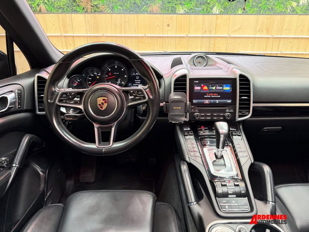 Porsche Cayenne S Edition Platinum – Ardennes Automobiles, Ardennes