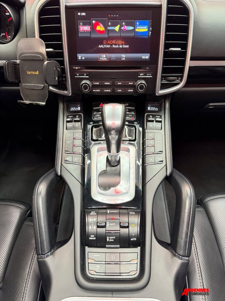 Porsche Cayenne S Edition Platinum – Ardennes Automobiles, Ardennes