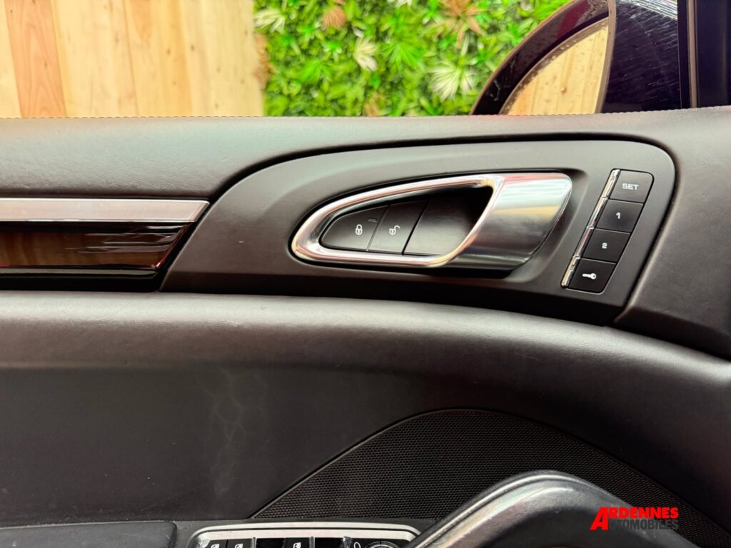Porsche Cayenne S Edition Platinum – Ardennes Automobiles, Ardennes