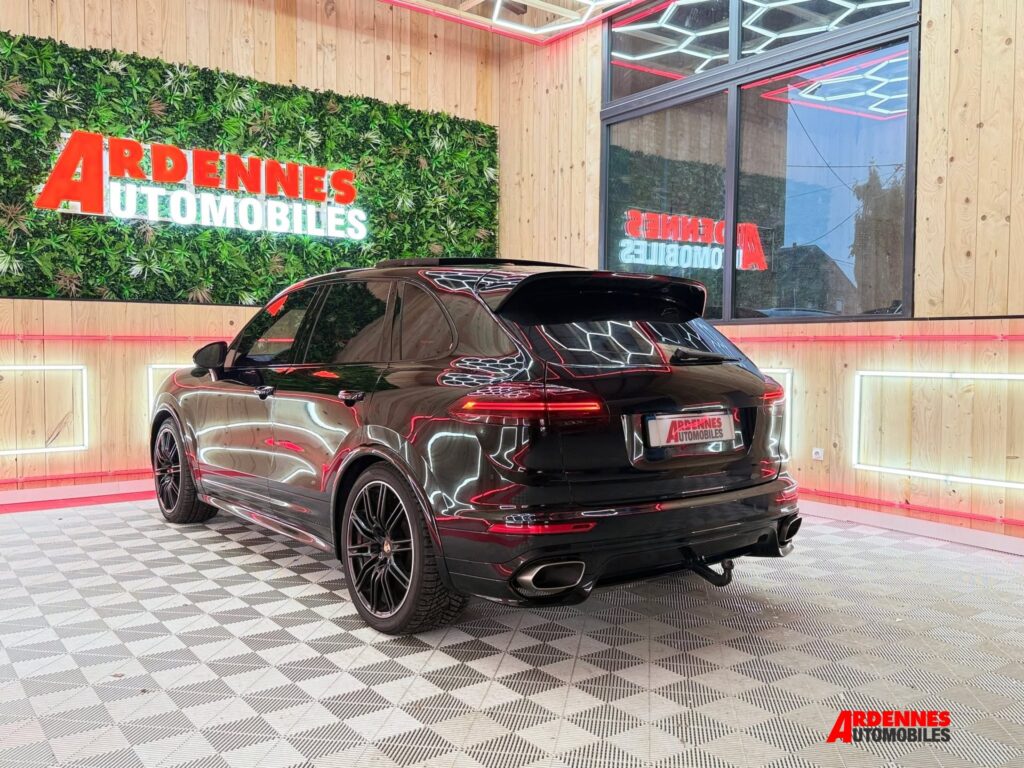 Porsche Cayenne S Edition Platinum – Ardennes Automobiles, Ardennes