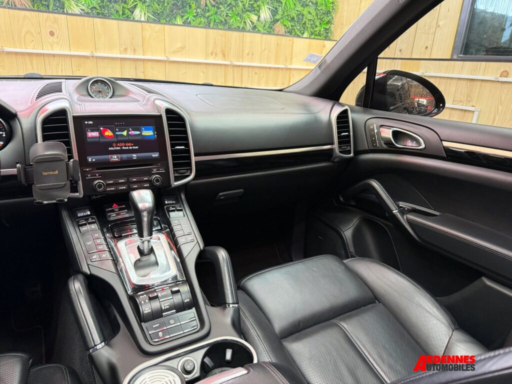 Porsche Cayenne S Edition Platinum – Ardennes Automobiles, Ardennes
