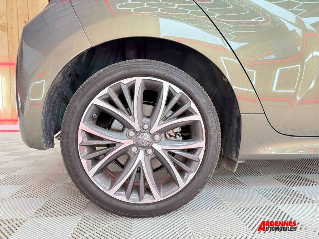 Toyota Yaris Hybride – Ardennes Automobiles, Ardennes