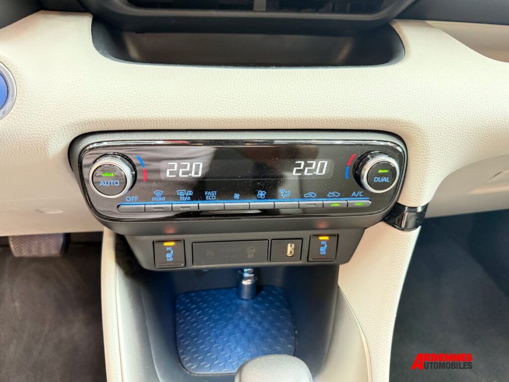 Toyota Yaris Hybride – Ardennes Automobiles, Ardennes
