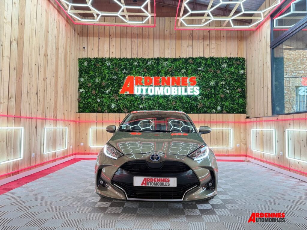 Toyota Yaris Hybride – Ardennes Automobiles, Ardennes