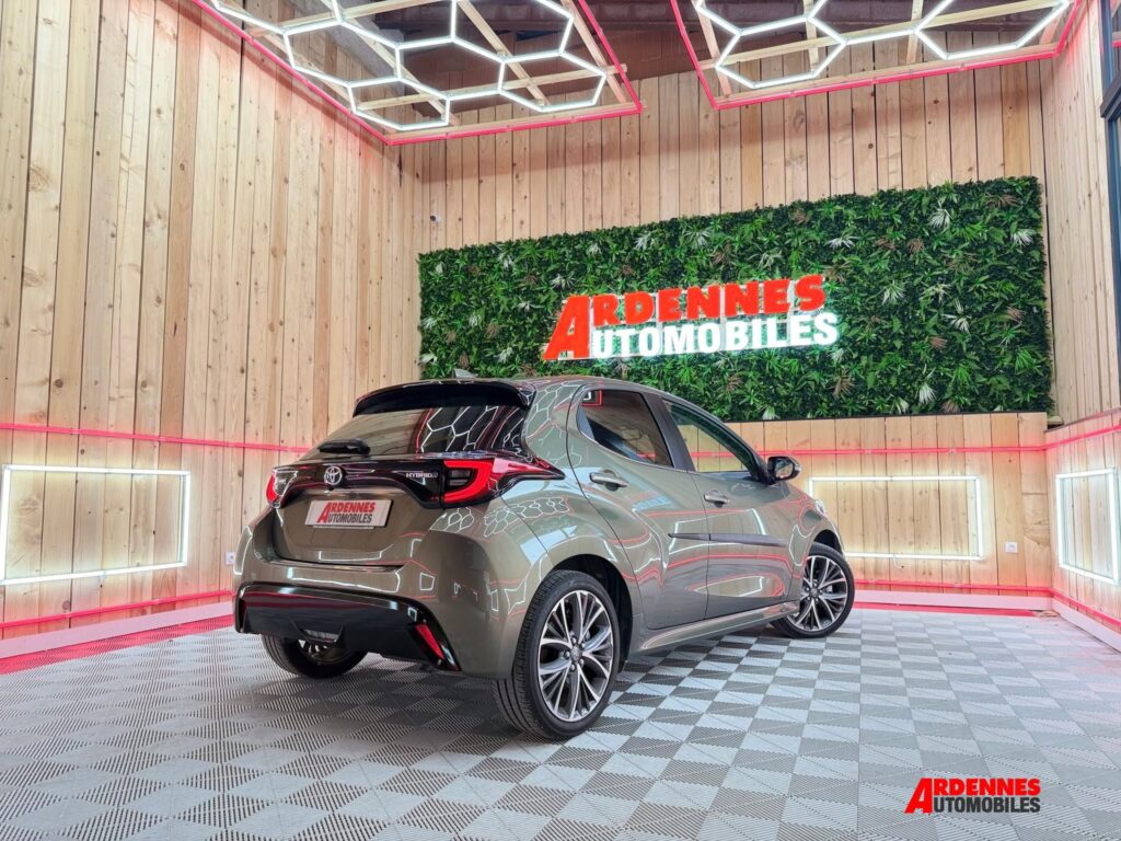Toyota Yaris Hybride – Ardennes Automobiles, Ardennes
