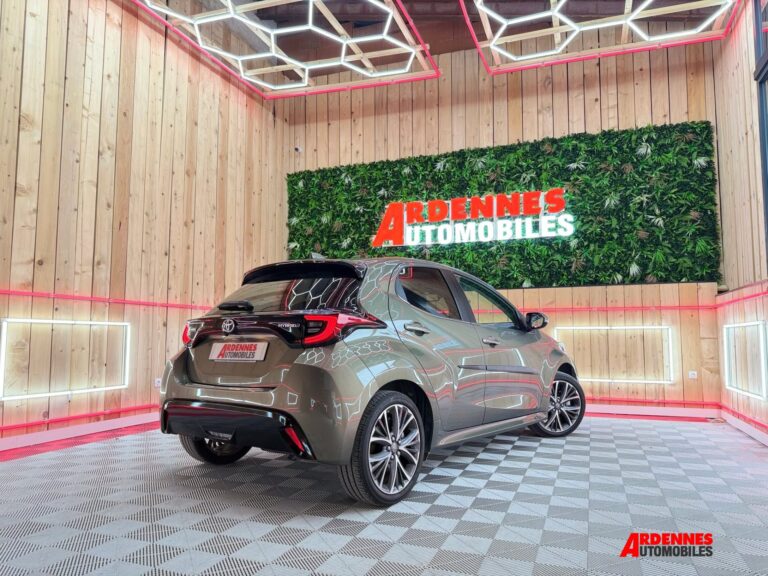 Toyota Yaris Hybride – Ardennes Automobiles, Ardennes