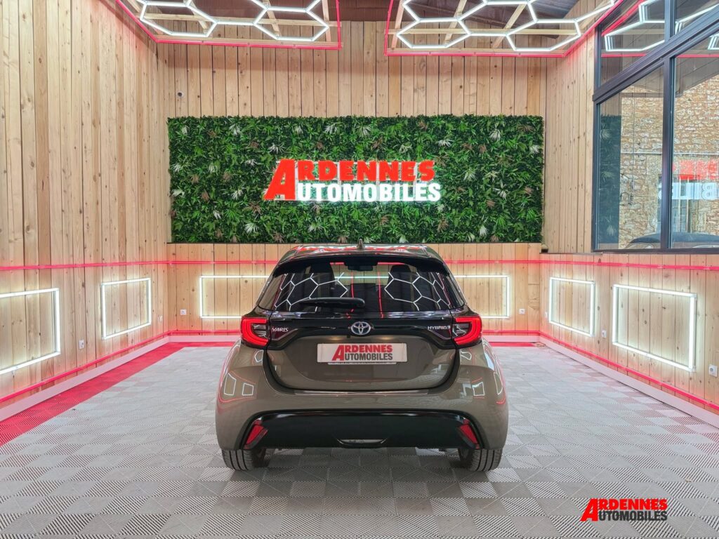 Toyota Yaris Hybride – Ardennes Automobiles, Ardennes