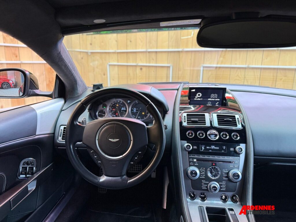 Aston Martin Virage V12 – Ardennes Automobiles, Ardennes
