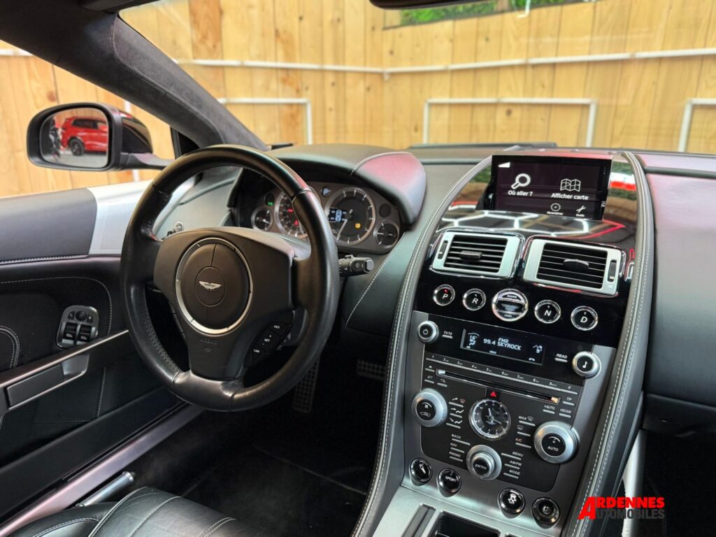 Aston Martin Virage V12 – Ardennes Automobiles, Ardennes