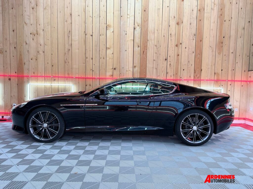 Aston Martin Virage V12 – Ardennes Automobiles, Ardennes