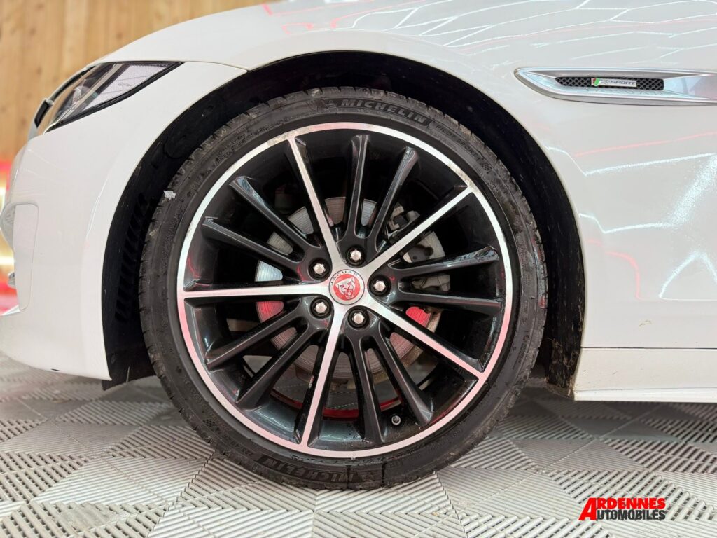 Jaguar Xe 2,0 Diesel – Ardennes Automobiles, Ardennes