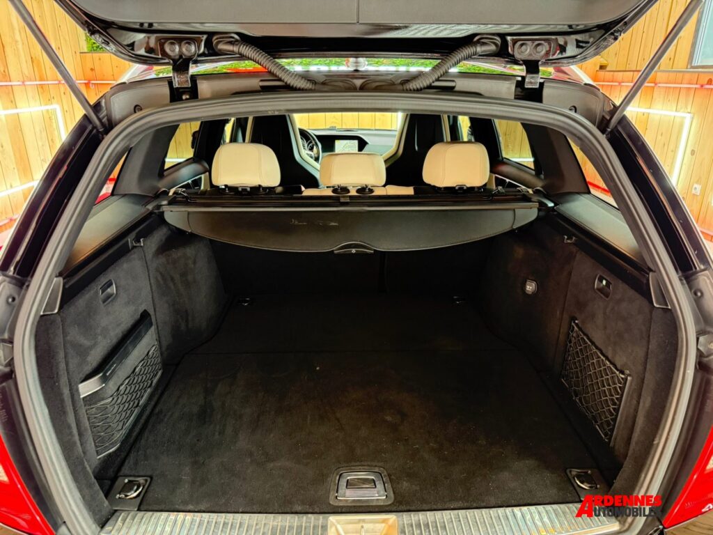 Mercedes Benz C63 AMG – Ardennes Automobiles, Ardennes