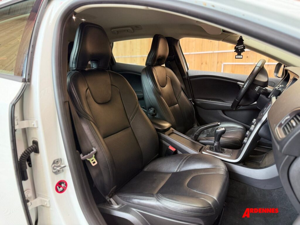 Volvo V40 – Ardennes Automobiles, Ardennes