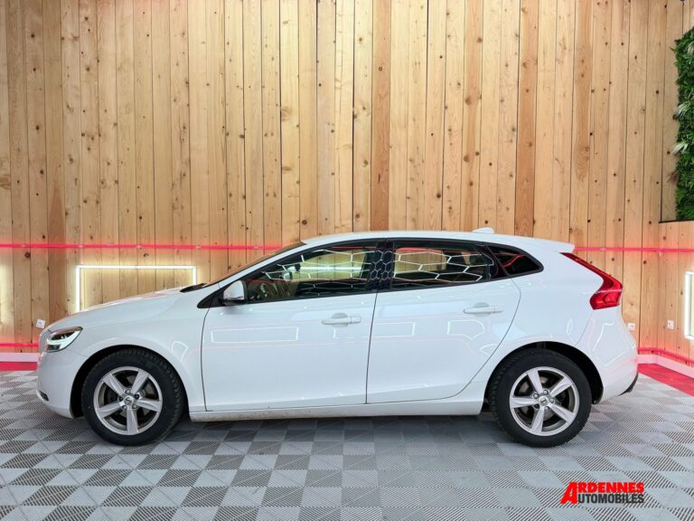 Volvo V40 – Ardennes Automobiles, Ardennes