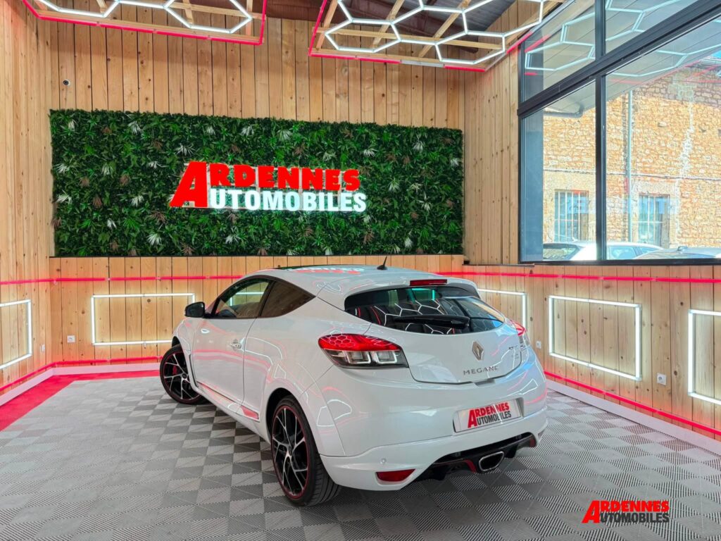 Renault Megane Coupe 2.0T 265ch RS d'occasion – Ardennes Automobiles, Ardennes