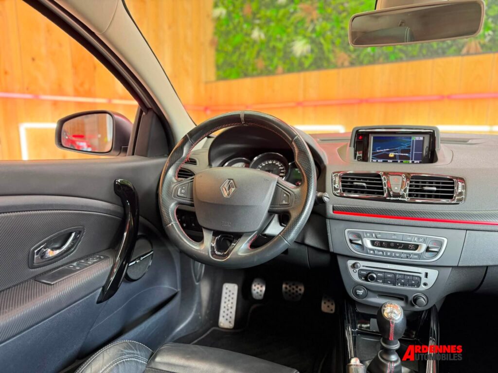 Renault Megane Coupe 2.0T 265ch RS d'occasion – Ardennes Automobiles, Ardennes