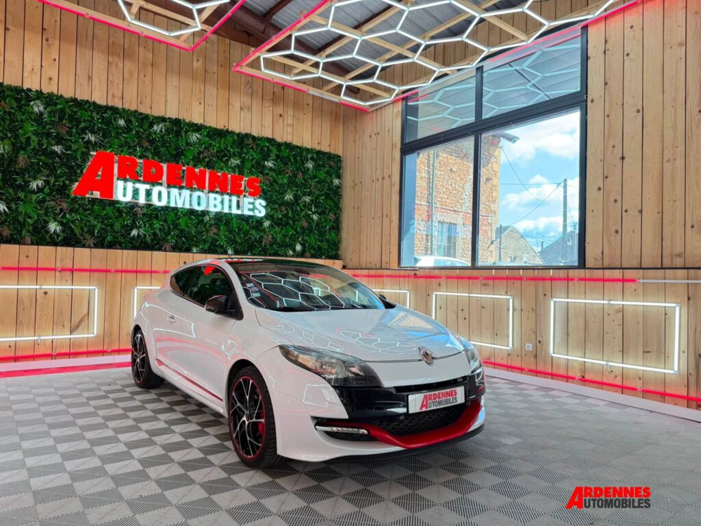 Renault Megane Coupe 2.0T 265ch RS d'occasion – Ardennes Automobiles, Ardennes